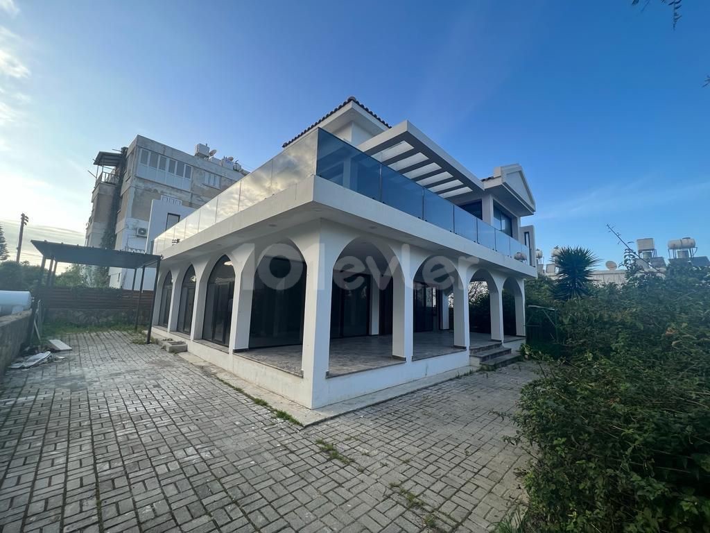 LUXURY VILLA FOR SALE IN GUINEA KARAOGLANOGLU REGION