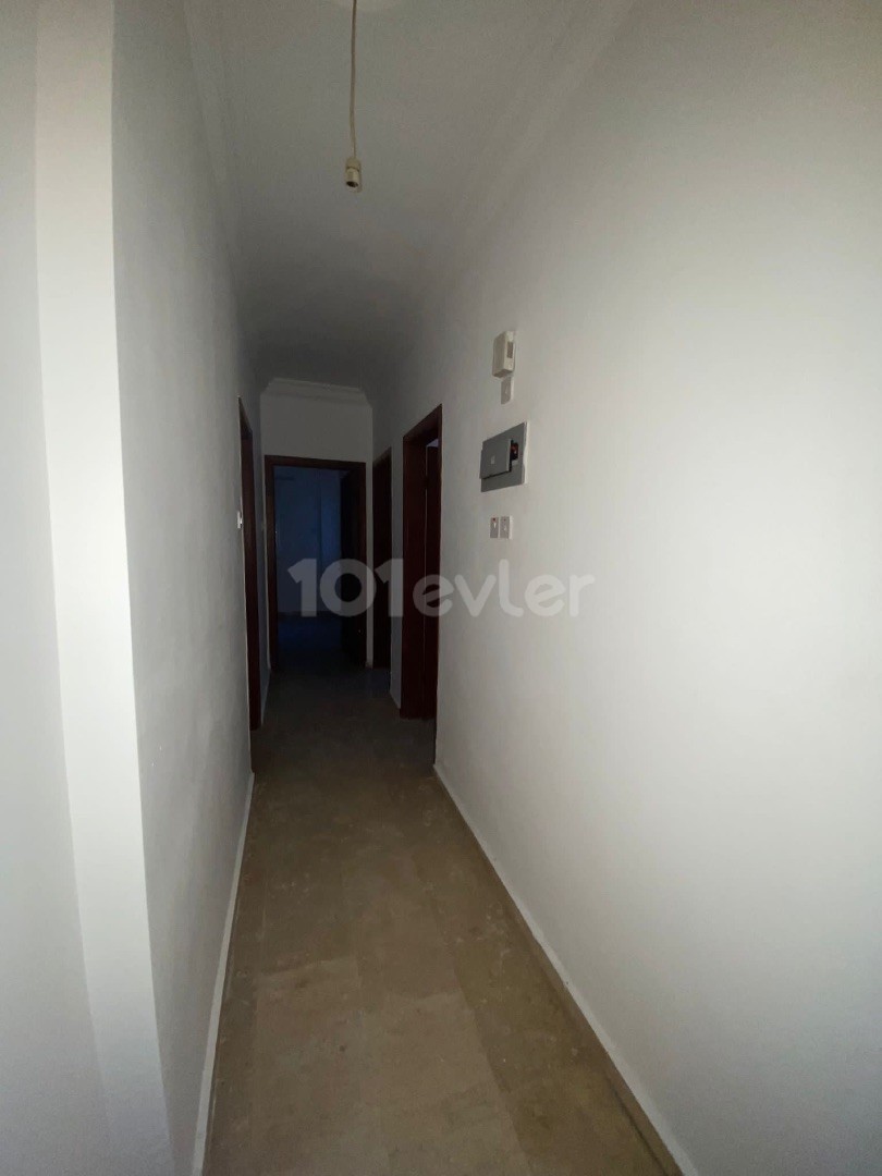 APARTMENT FOR SALE IN A DECENT LOCATION IN CENTRAL REGION OF GUINEA