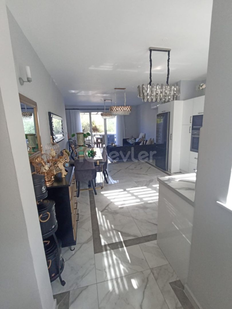 GROUND FLOOR FLAT WITH POOL FOR SALE IN ESENTEPE