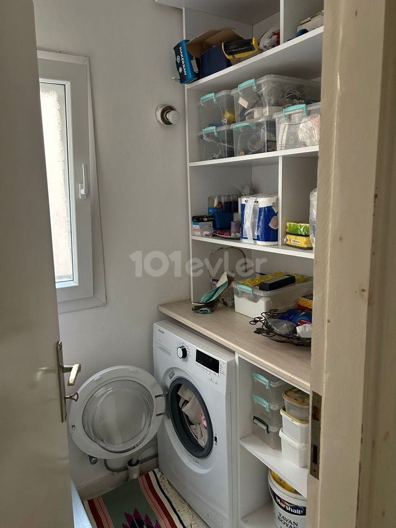 3+1 FLAT FOR SALE IN KYRENIA CENTER