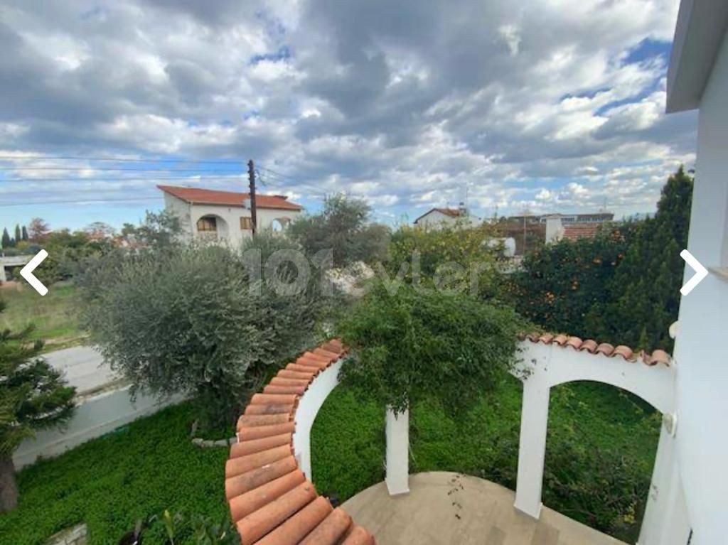 Villa for sale in Kyrenia Karakum