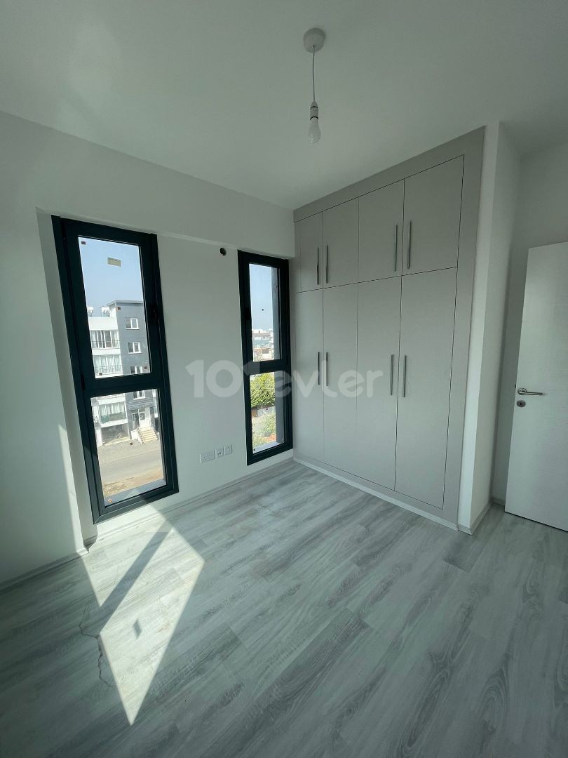 2+1 PENTHOUSE ZUM VERKAUF IN GÖNYELİ