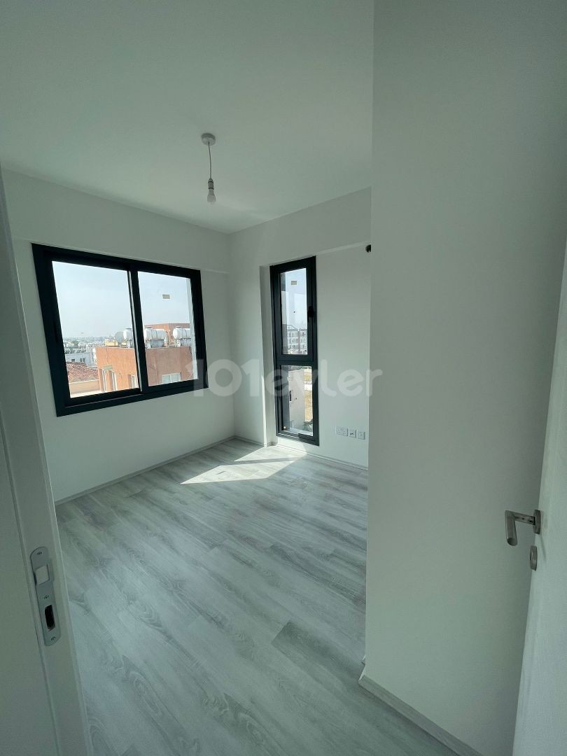 2+1 PENTHOUSE ZUM VERKAUF IN GÖNYELİ