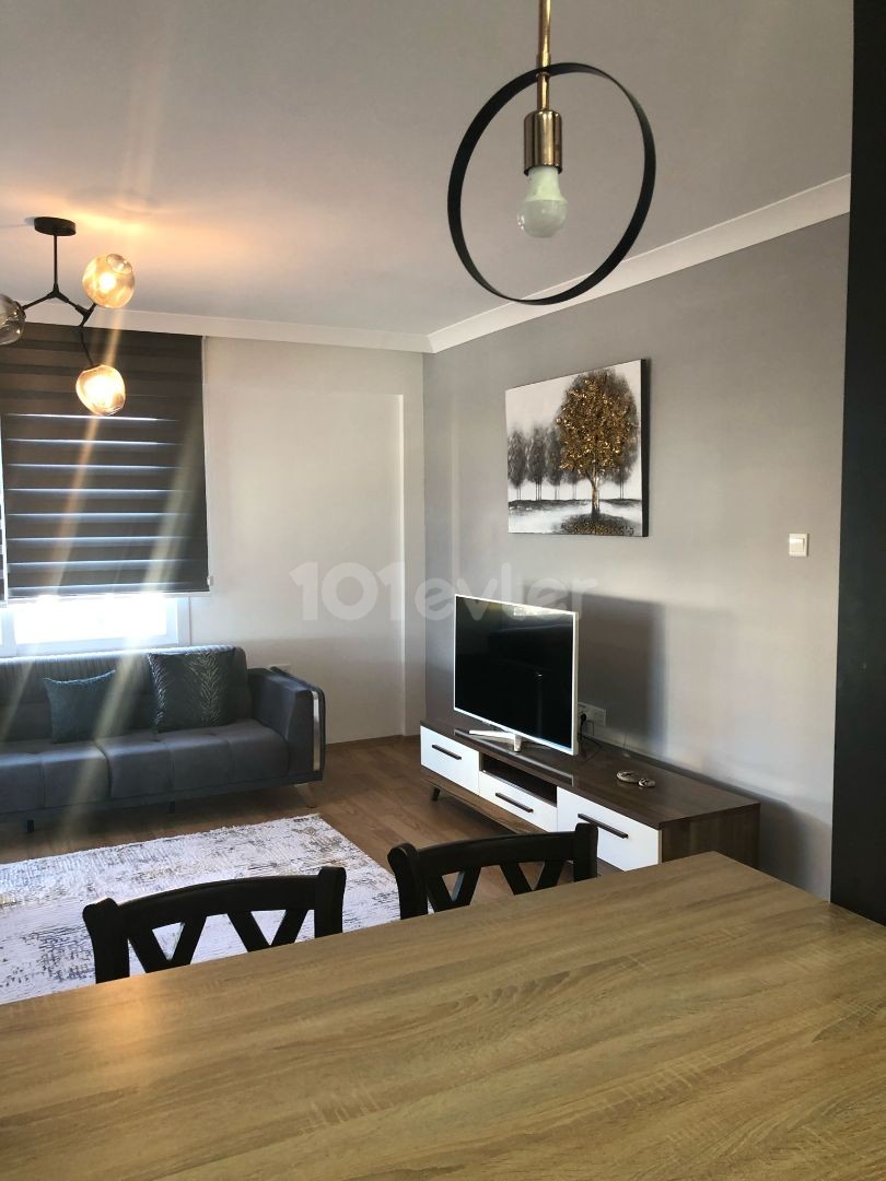 3+1 FLAT FOR RENT IN A SITE WITH POOL IN KYRENIA CENTER