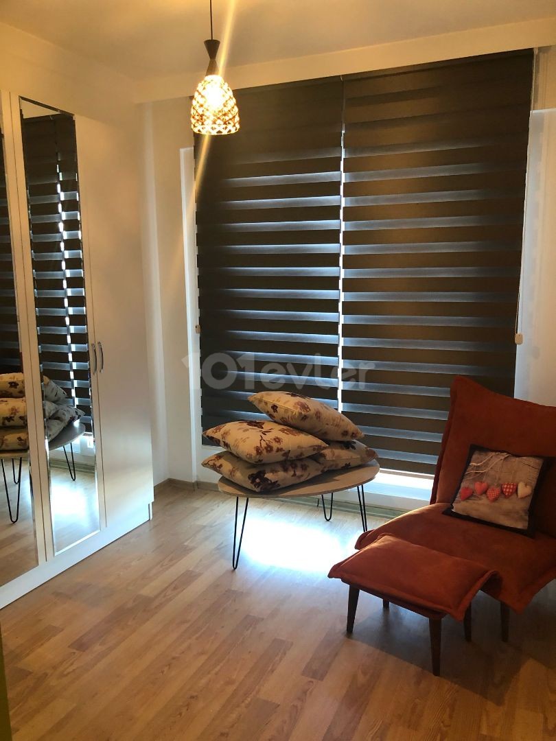 3+1 FLAT FOR RENT IN A SITE WITH POOL IN KYRENIA CENTER