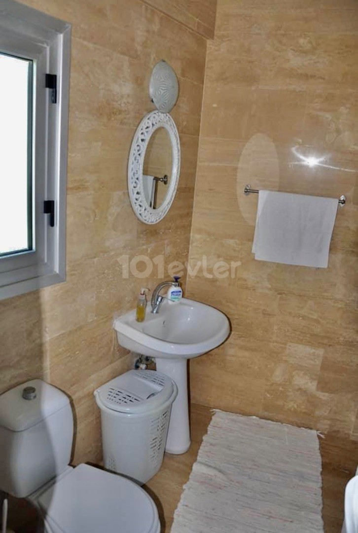 GİRNE MERKEZ SATILIK 2+1 DAİRE 