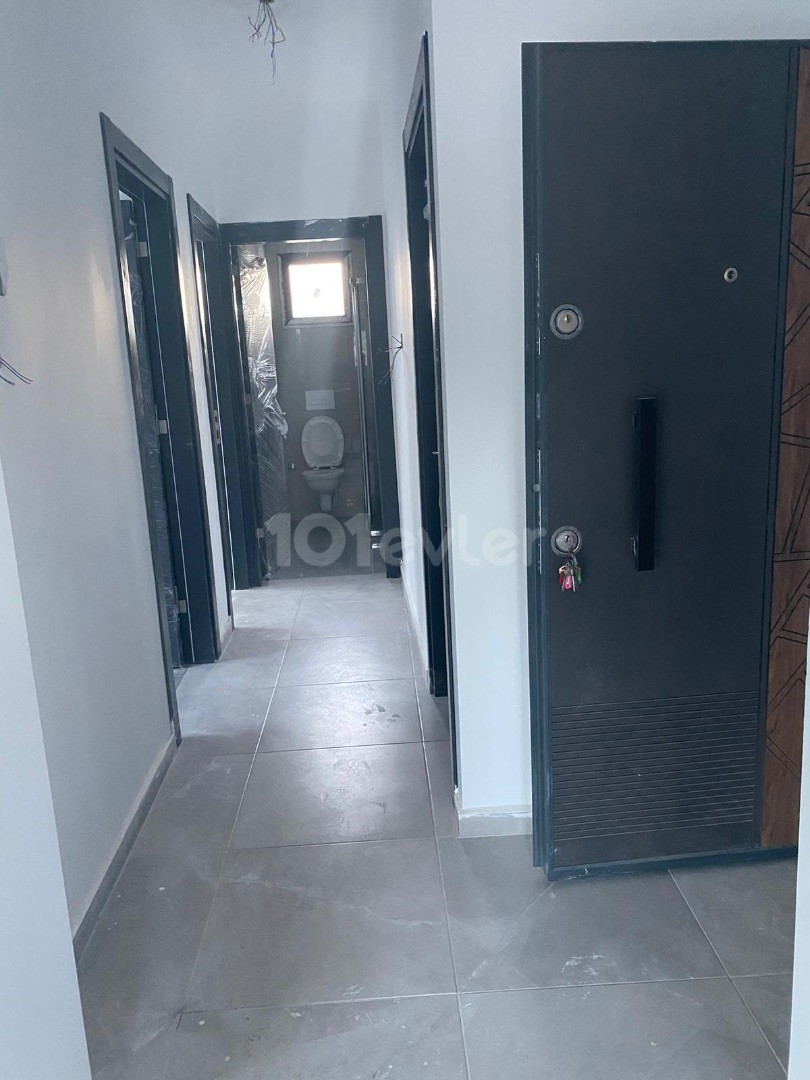 GIRNE ALSANCAK 3+1 GARDEN FLOOR AMAZING FLAT FOR SALE