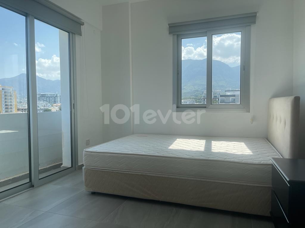 KYRENIA CENTER 2+1 SEA VIEW FLAT FOR RENT