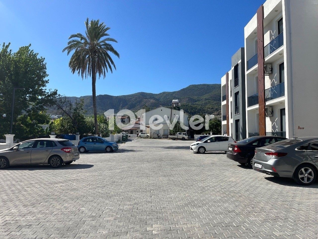 GIRNE ALSANCAK مبله 1+1 آپارتمان برای فروش