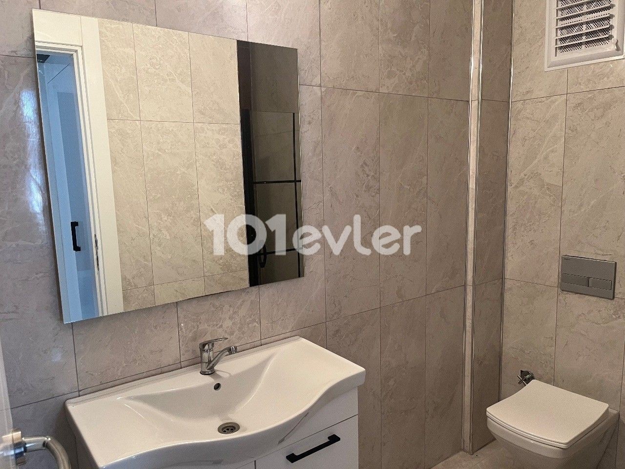 STUNNING LUX FULLY FURNISHED 1+1 FLAT IN GIRNE ALSANCAK