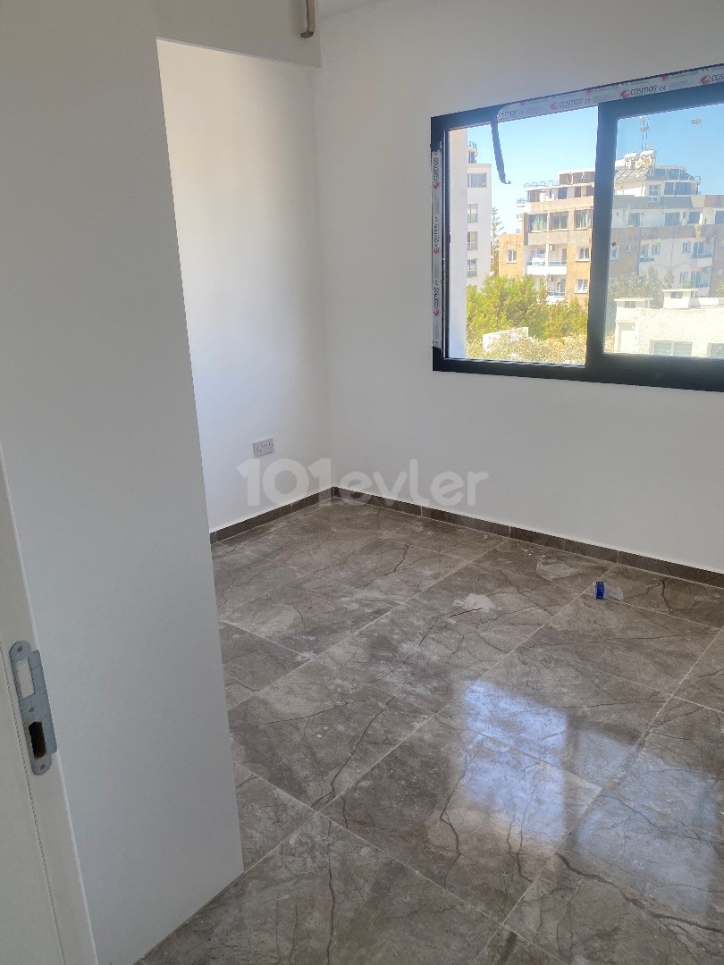 GIRNE CENTER 3+1 آپارتمان جدید شگفت انگیز برای فروش