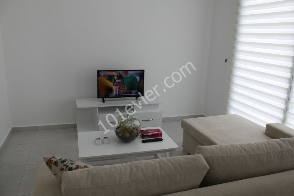 Kibris,Karaoglanoglu Townhouse da Dag manzarali, Full Esyali 1+1 Daire