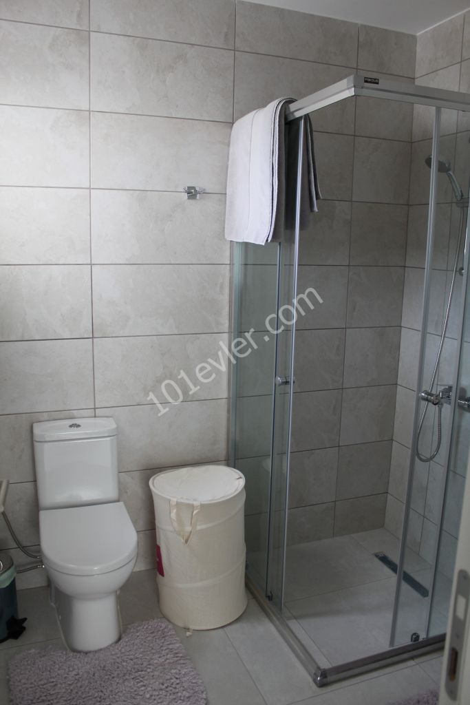 Kibris,Karaoglanoglu Townhouse da Dag manzarali, Full Esyali 1+1 Daire