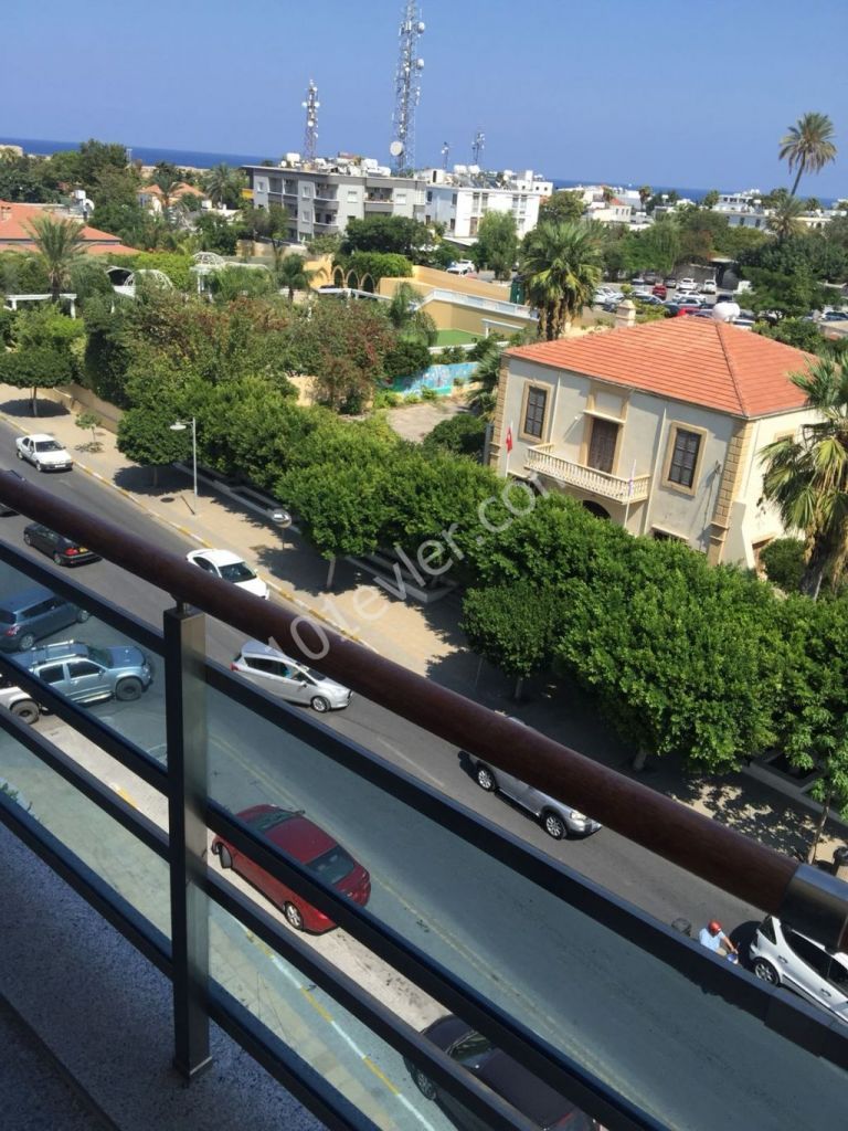 2+1 Ultra Luxury Apartment in Central Kyrenia