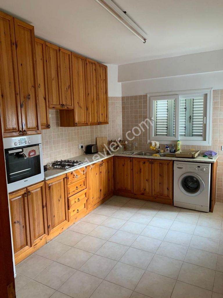 CITY CENTRE 3+1 APARTMENT FOR RENT 