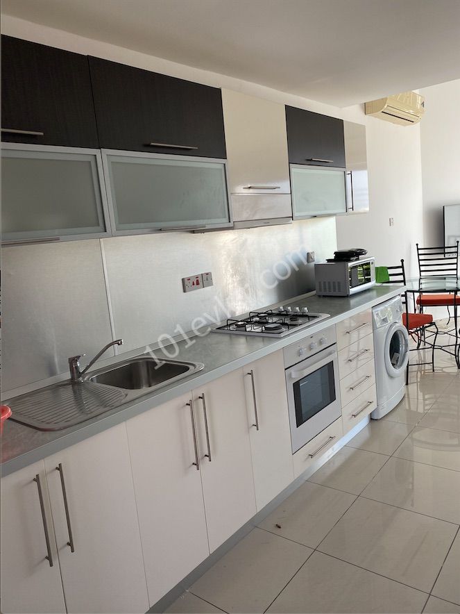 Flat To Rent in Karaoğlanoğlu, Kyrenia