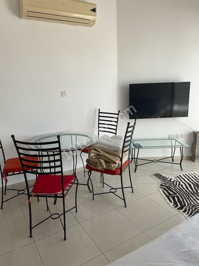 Flat To Rent in Karaoğlanoğlu, Kyrenia