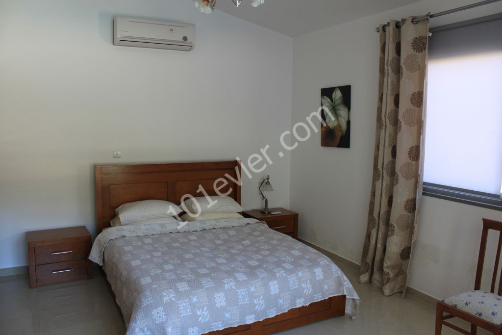 Kibrisi,Girne, Malatya`da 2+1 Havuzlu Bungalow