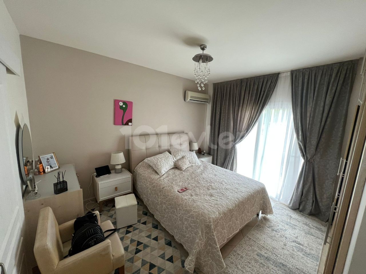 3+1 WOHNUNG MIT MEERBLICK IN GIRNE ALSANCAK