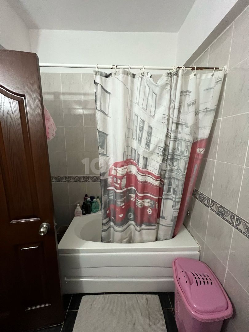 2+1 WOHNUNG MIT BERG- UND MEERBLICK ZUM VERKAUF IN GIRNE ZEYTİNLİK