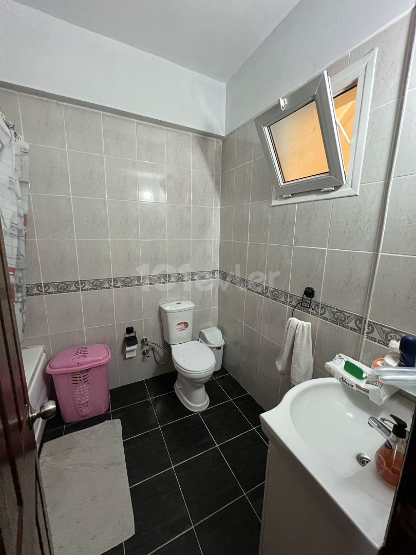 2+1 WOHNUNG MIT BERG- UND MEERBLICK ZUM VERKAUF IN GIRNE ZEYTİNLİK