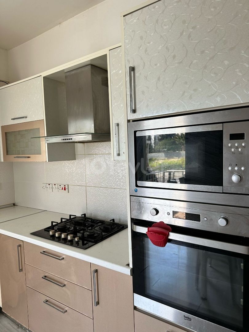 LEFKOŞA GÖNYELİ'DE 3+1 KİRALIK DAİRE