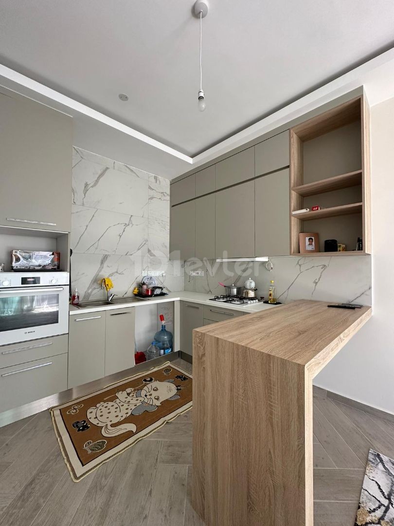 GİRNE MERKEZ HAVUZLU SİTEDE 1+1 SATILIK DAİRE