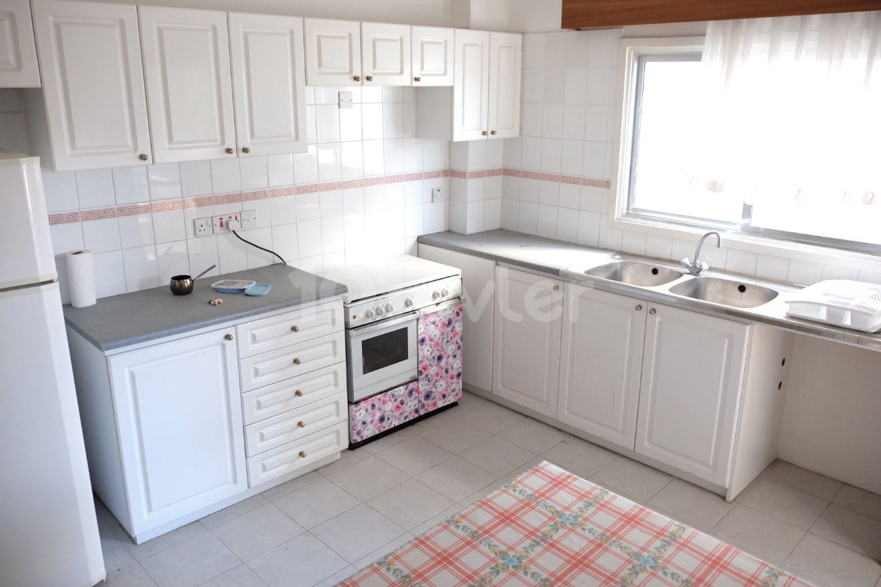 3+1 flat in Dereboyu, Nicosia.