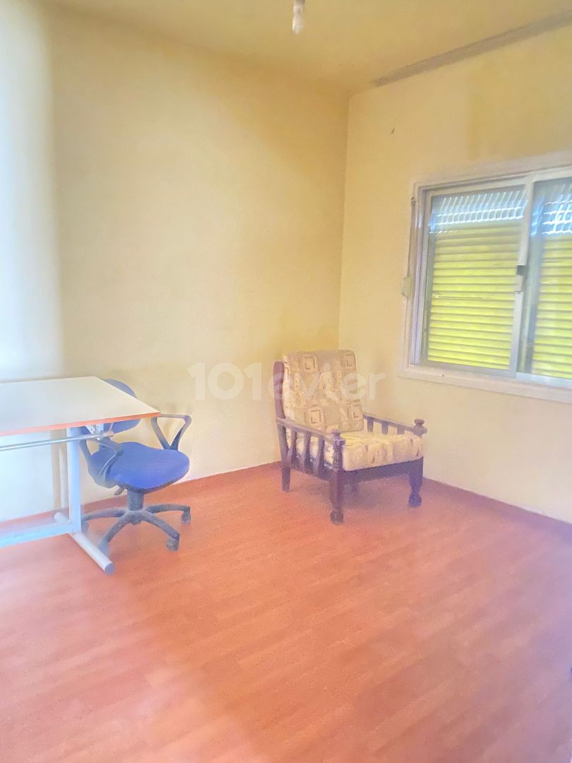 Flat For Sale in Küçük Kaymaklı, Nicosia