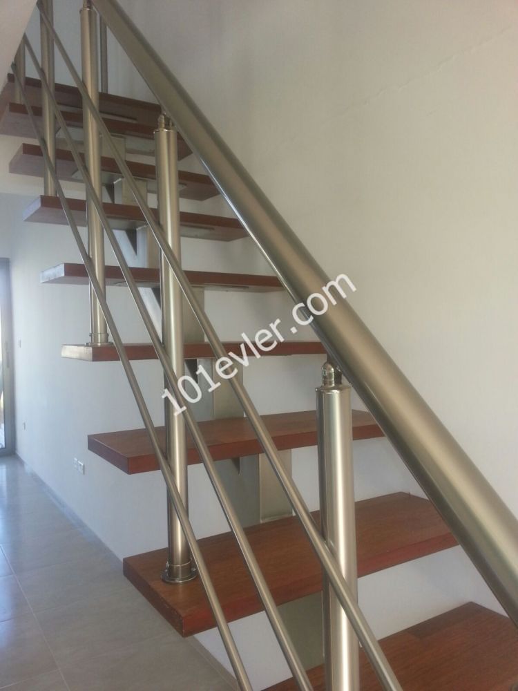 Flat For Sale in Karaoğlanoğlu, Kyrenia