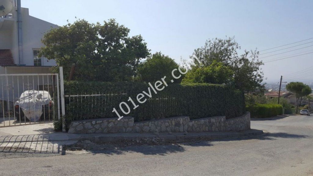 Detached House For Sale in Bellapais, Kyrenia