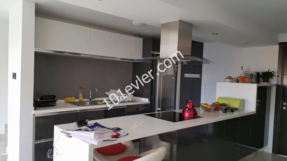 GİRNE DOĞANKÖYDE TEMİZ 2 KATLI PENTHOUSE 