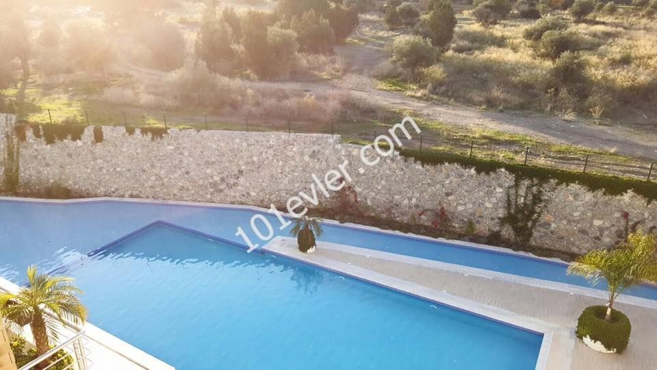 Penthouse For Sale in Doğanköy, Kyrenia