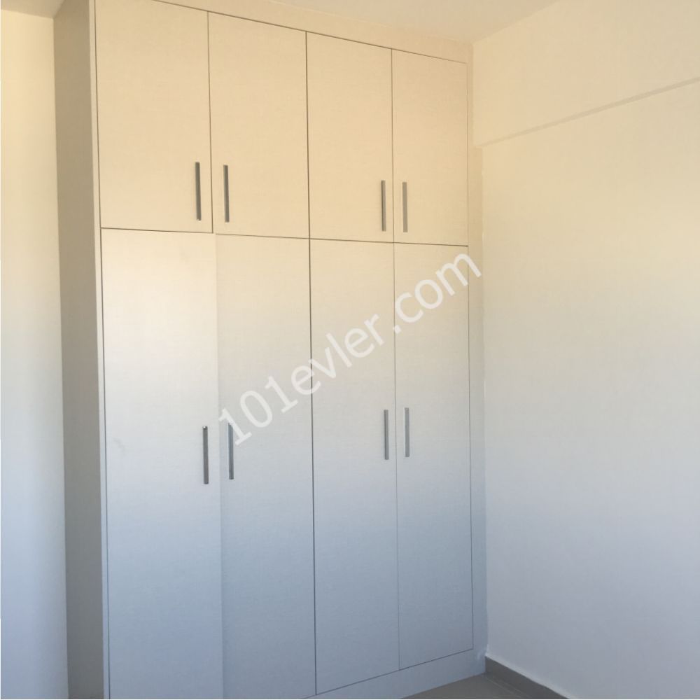 GİRNE MERKEZDE LÜKS 1+1 SATILIK DAİRE