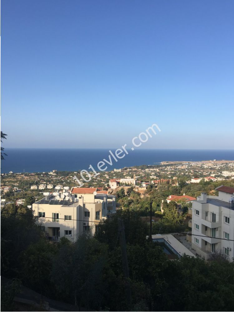 Detached House For Sale in Lapta, Kyrenia