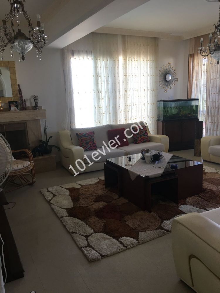 Villa For Sale in Çatalköy, Kyrenia