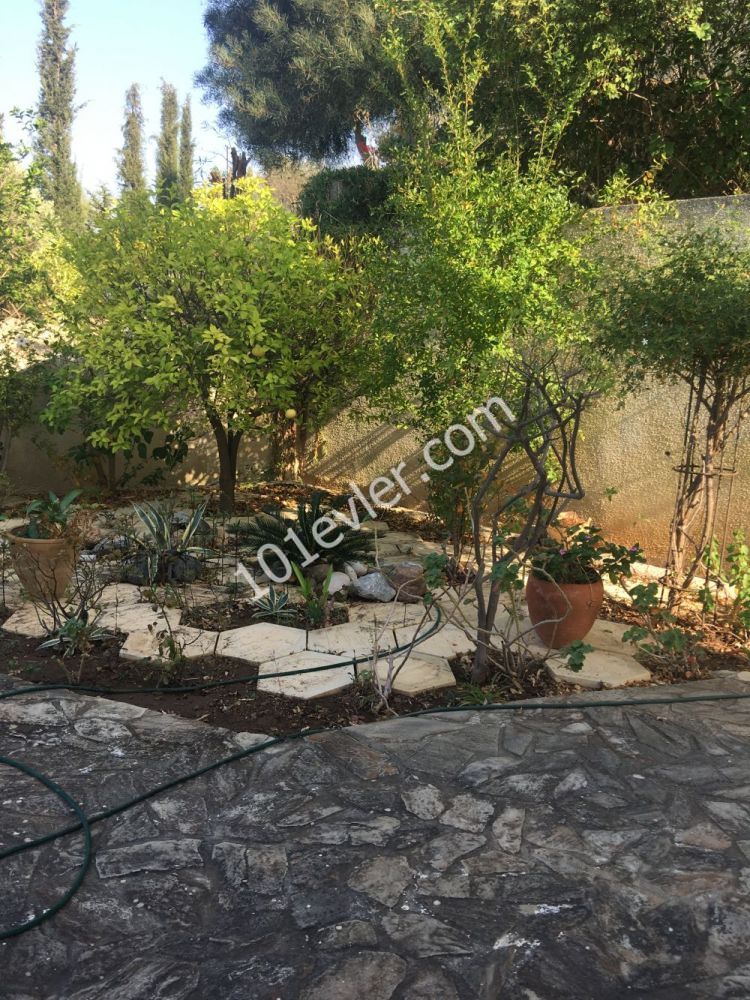 Villa For Sale in Edremit, Kyrenia