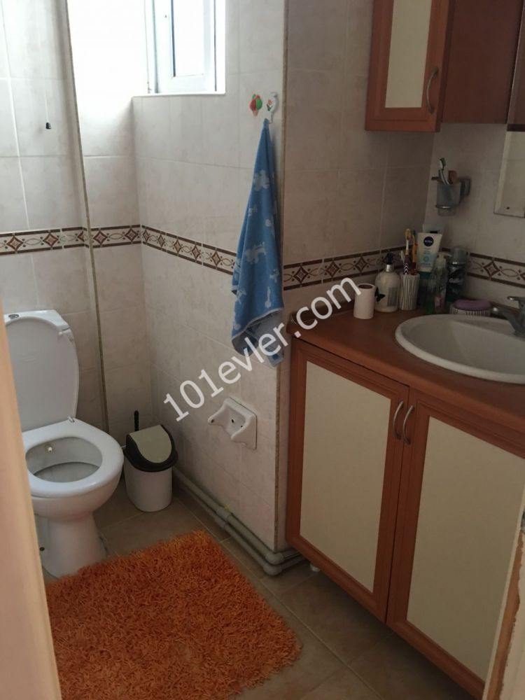 GİRNE MERKEZDE 2+1 MUHTEŞEM LOKASYONDA SATILIK PENTHOUSE