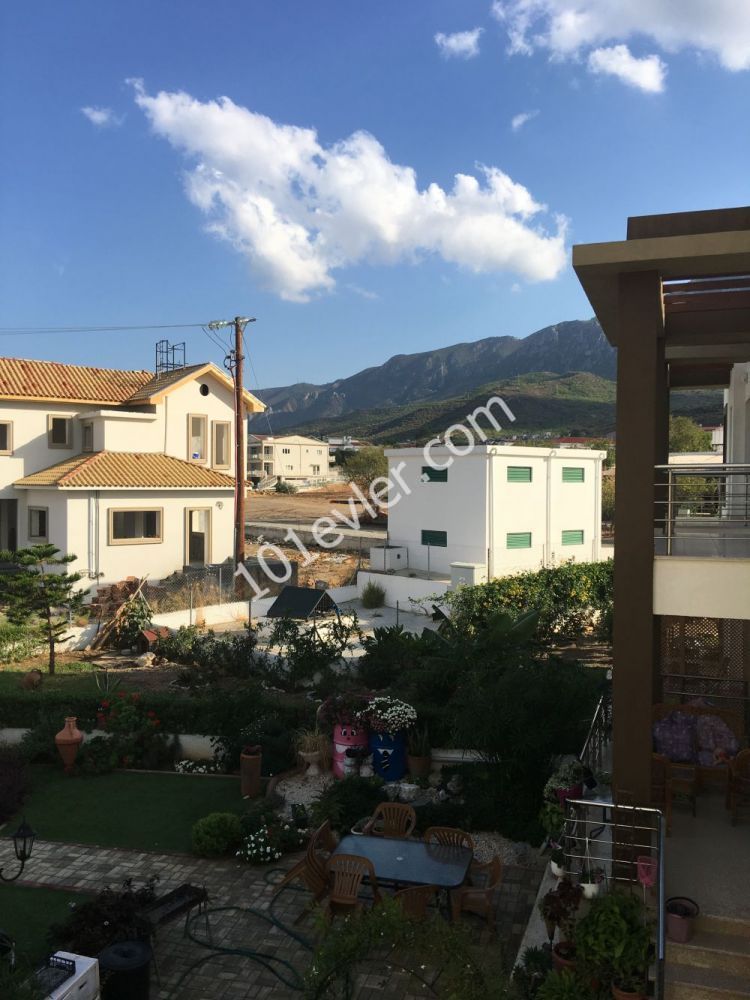 Flat For Sale in Alsancak, Kyrenia