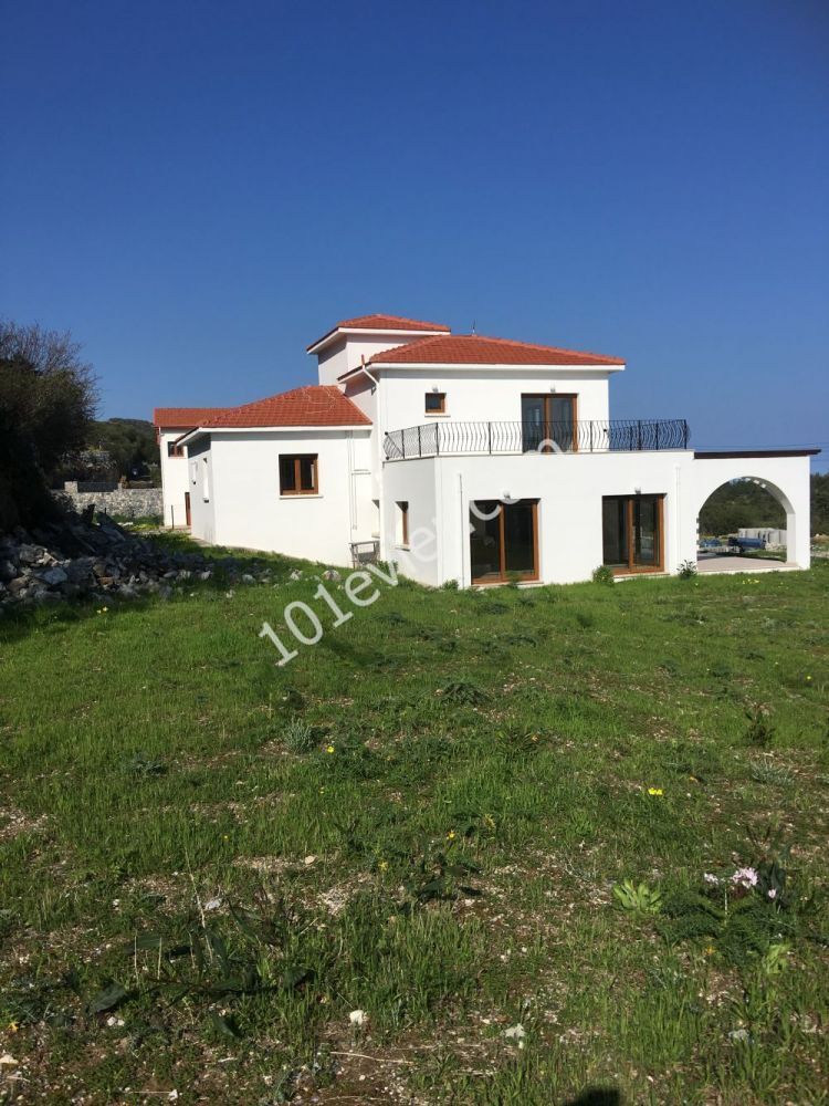 3+1 villa karmide 