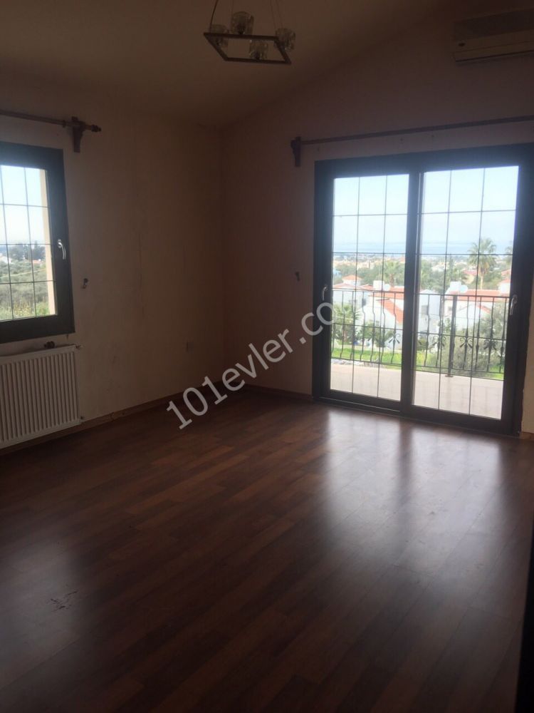 Villa For Sale in Çatalköy, Kyrenia