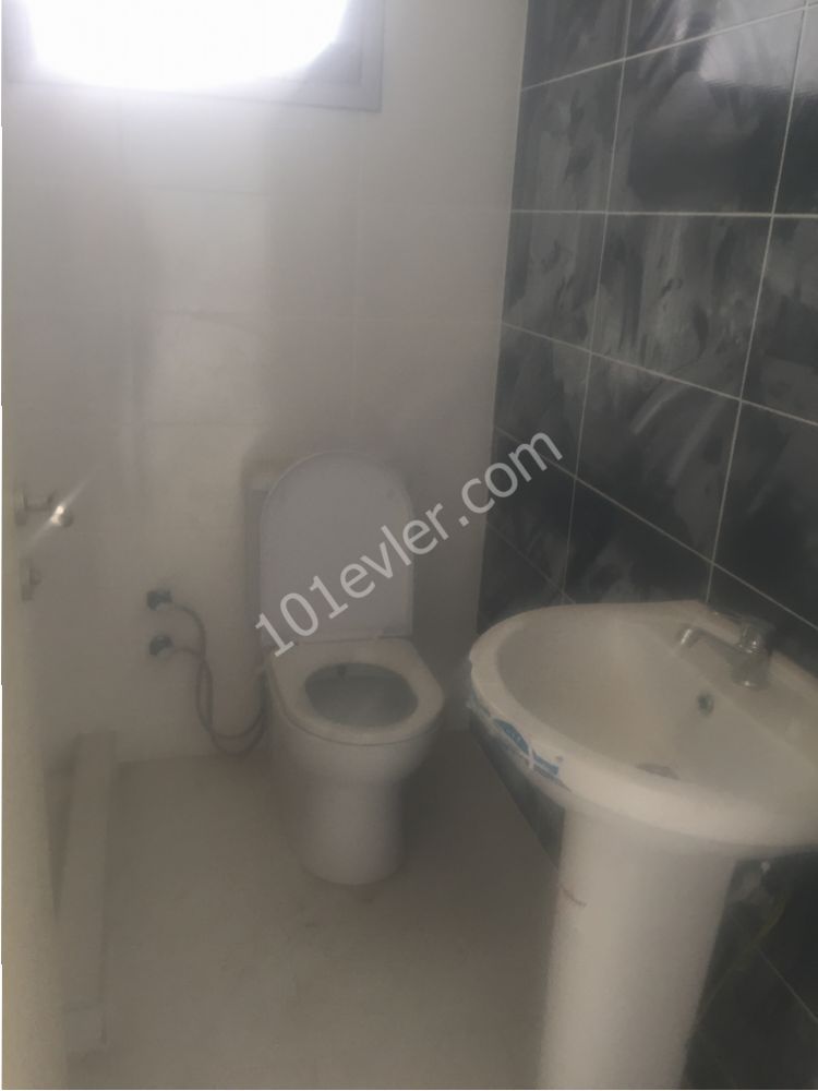 Flat To Rent in Girne Merkez, Kyrenia