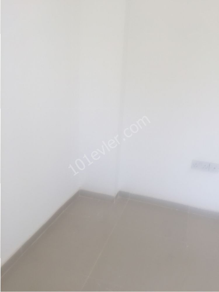 Flat To Rent in Girne Merkez, Kyrenia