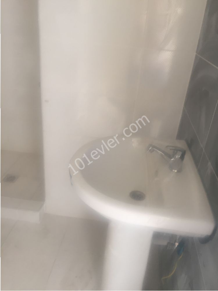 Flat To Rent in Girne Merkez, Kyrenia