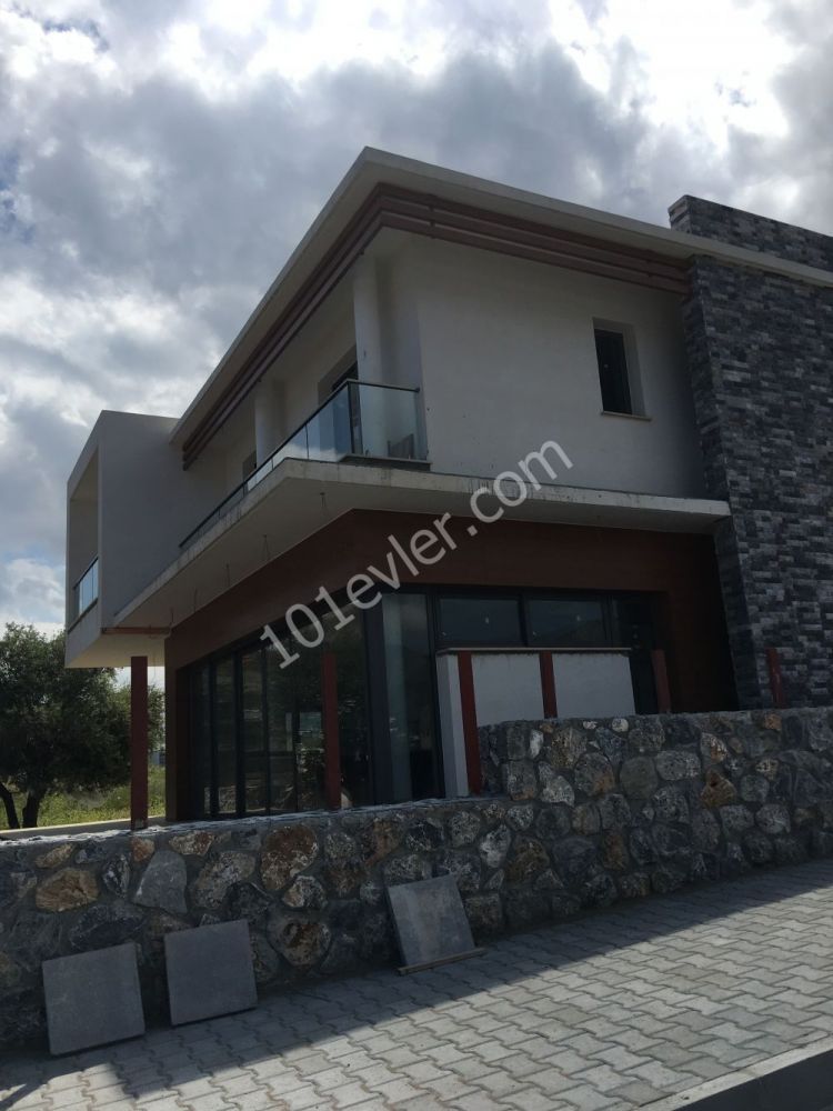 Villa For Sale in Çatalköy, Kyrenia