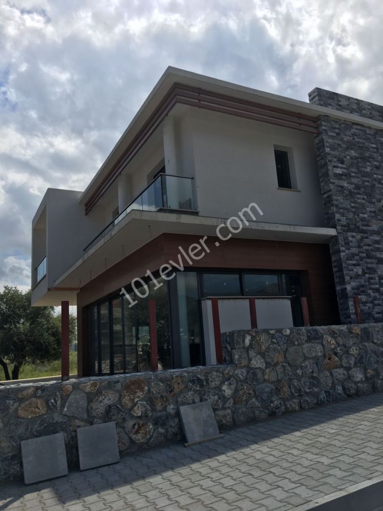 Villa For Sale in Çatalköy, Kyrenia