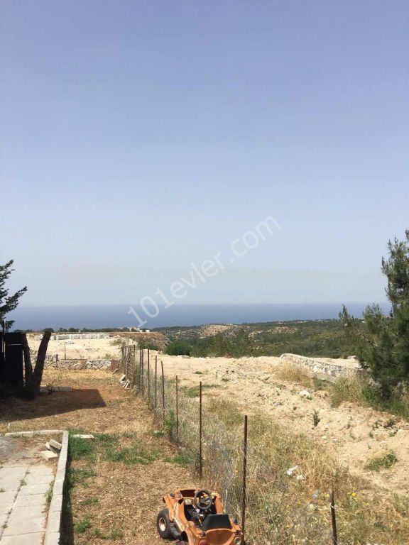 Villa For Sale in Çatalköy, Kyrenia