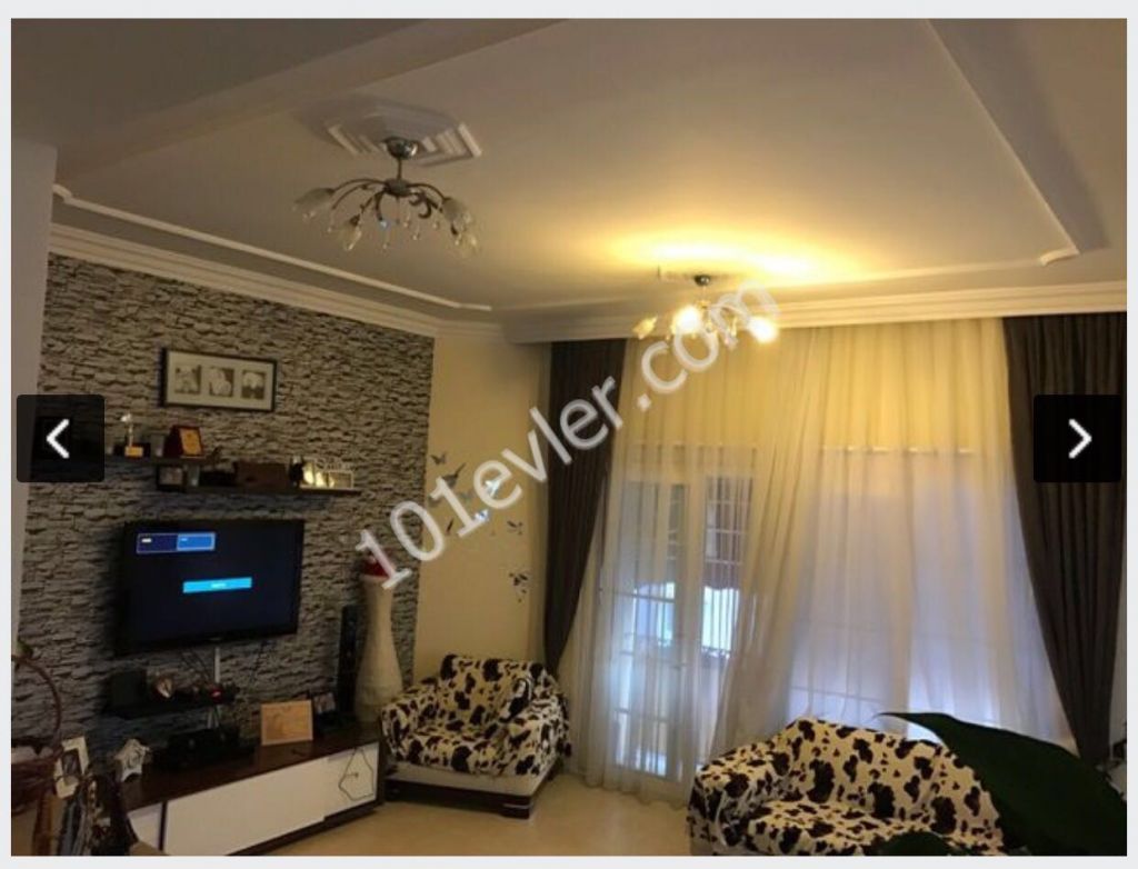 Penthouse For Sale in Girne Merkez, Kyrenia