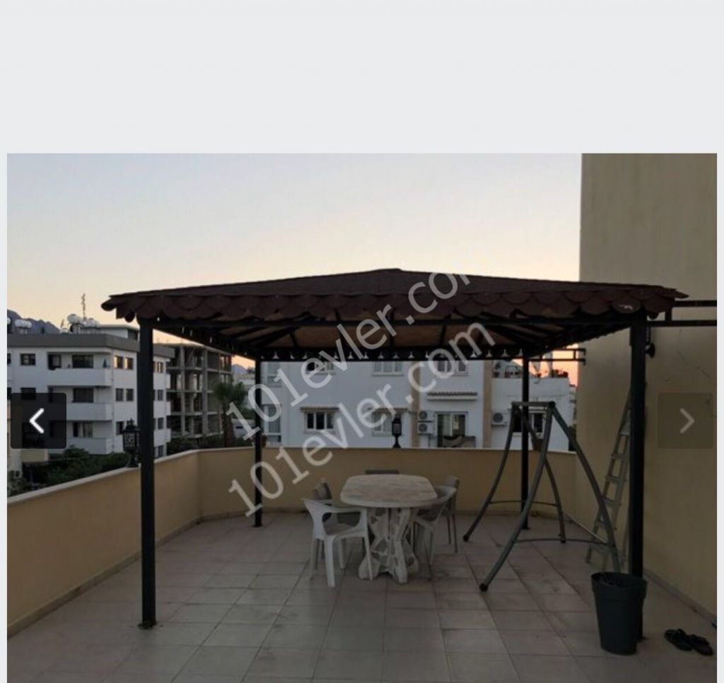 GİRNE MERKEZDE 3+1 SATILIK PENTHOUSE