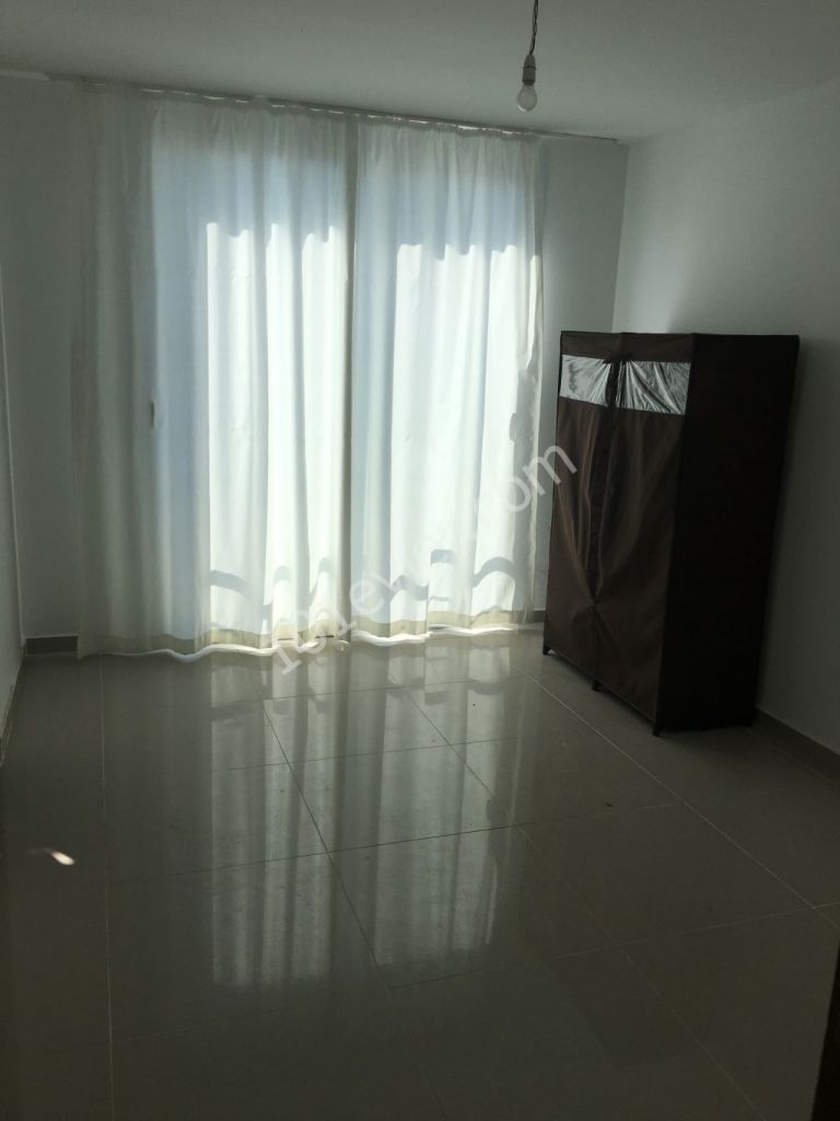 Flat To Rent in Girne Merkez, Kyrenia